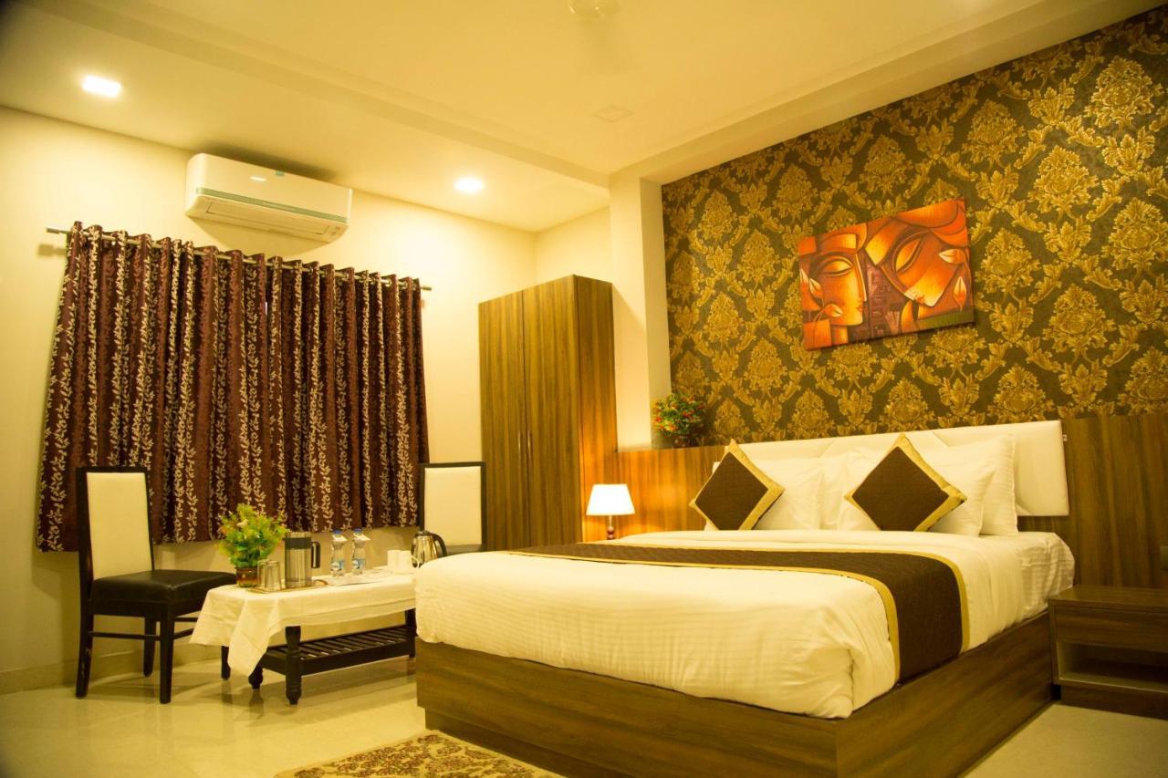 Hotel The Mewar Dabok Bagian luar foto