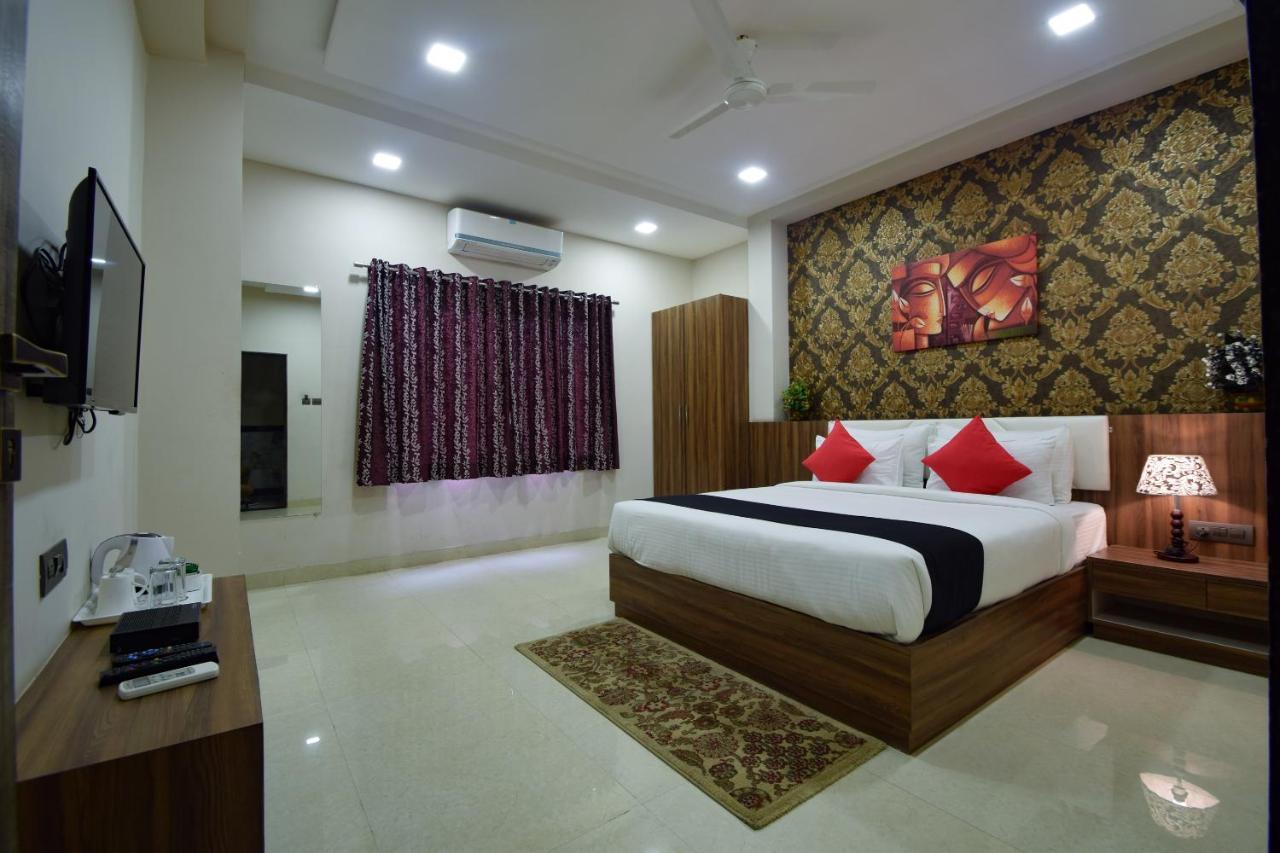 Hotel The Mewar Dabok Bagian luar foto