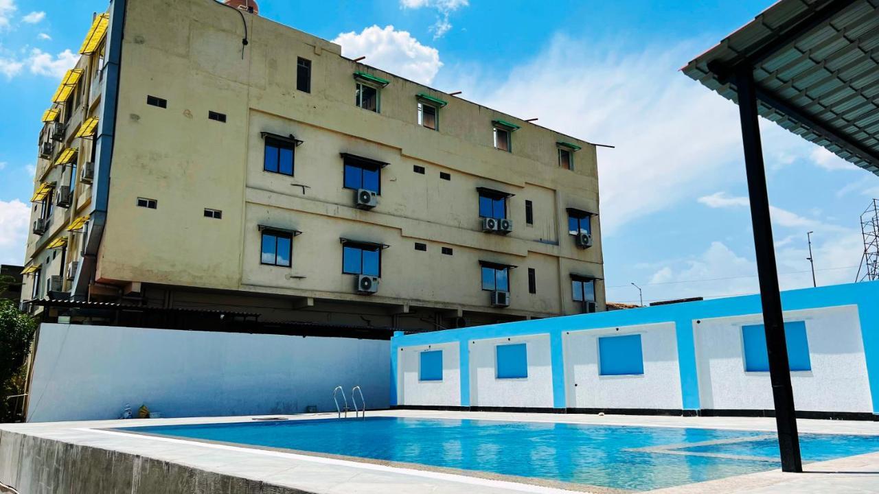 Hotel The Mewar Dabok Bagian luar foto